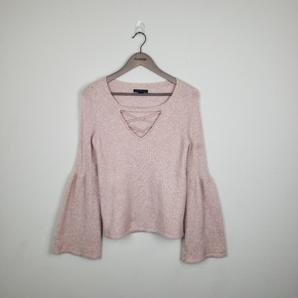 ✨ American Eagle Lace Up Bell Sleeve Sweater Blush✨